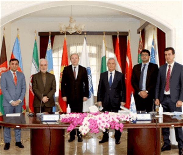 حضور رییس موسسه فرهنگی اکو در موزه ملی ایران