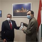 اهدای جایزه "صلیب برنز" به عکاس آذربایجانی