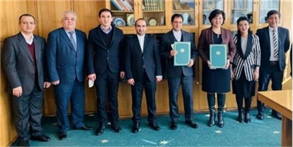 امضای تفاهم نامه همکاری بین دانشگاه‌های تهران و تاشکند