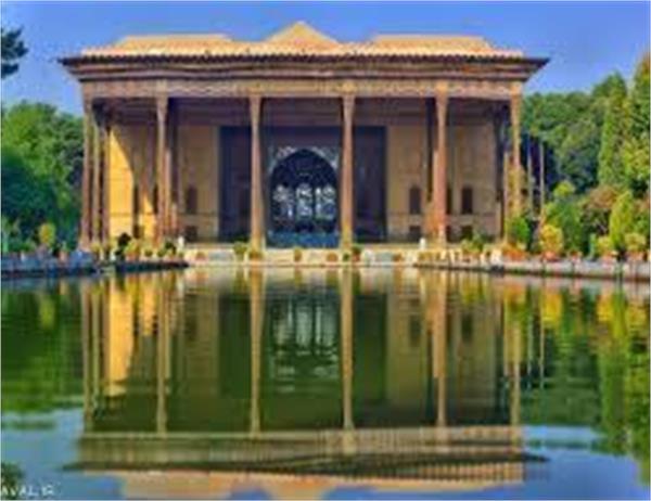Iranian Gardens: A Reflection of Art and Ancient Heritage