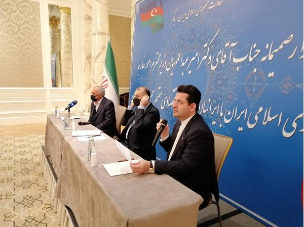 نشست یلدایی وزیر امور خارجه با ایرانیان مقیم آذربایجان