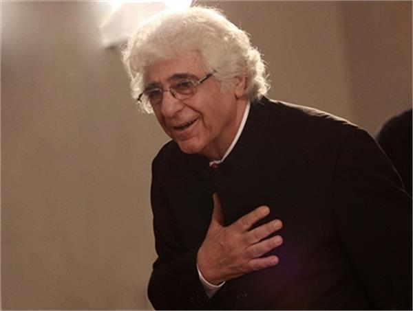 گزارش تصویری یک؛‌ چکناواریان ارکستر مجلسی را رهبری و از پارتیتورهای اپرای شمس رونمایی کرد