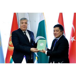 میز گرد "بازشناخت زندگی و آثار ابن سینا"  7