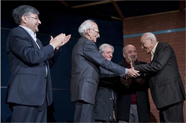 گزارش تصویری؛ اهدای نشان «سرو هنر» به «محمد سریر»